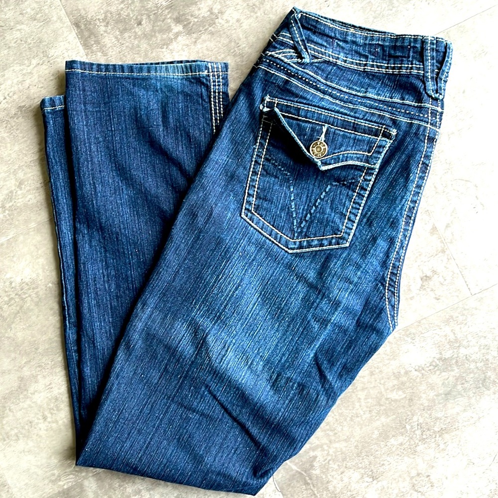 Woman’s Straight leg Jeans. Size 14.